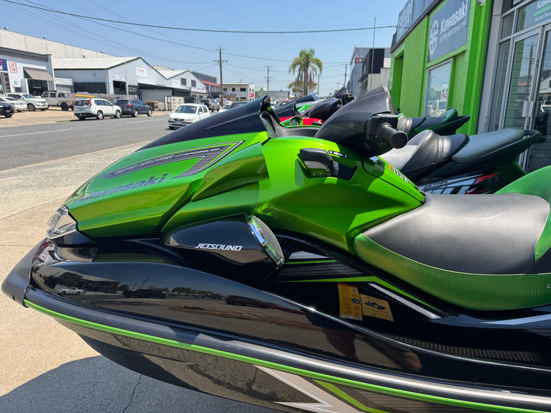 2015 Kawasaki Ultra 310LX